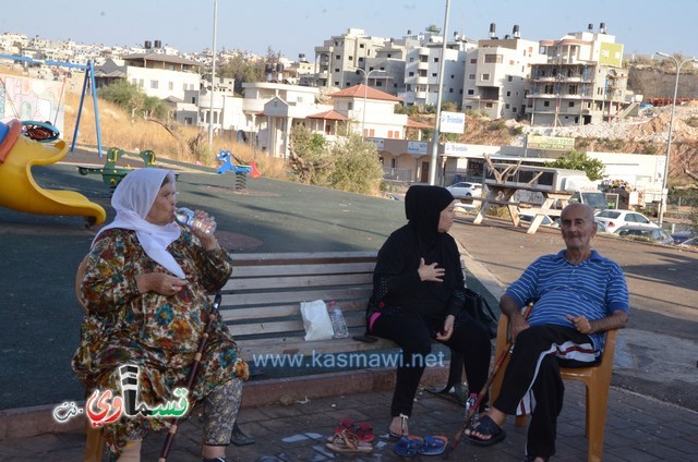   فيديو : اطفال كفرقاسم  احلى عمو عادل في الدنيا  والرئيس  بسمة على وجه طفل ترضيني ودعاء ام يكفيني وسنبقى نعمل من اجل اطفالنا 